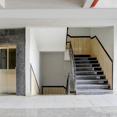 Super Townhouse Ambaji Formerly Hotel Kardhar Inn ภายนอก รูปภาพ
